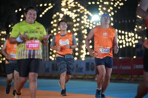 BIB: 000, 2227, 27297, 23057, 23049
                            <button type="button" onclick="openModal(21479417)" class="btn btn-primary btn-sm float-right btn-popup" data-toggle="modal" data-target=".modal-high-quality">
                        <i class="fas fa-shopping-cart"></i> Add to Cart
                    </button>
                                            <button type="button" onclick="isThisMe(21479417, true)" class="btn btn-success btn-sm float-right btn-popup btn-isme hidden" data-toggle="tooltip" data-placement="bottom" title="นี่คือรูปของคุณใช่ไหม คลิกที่นี่เพื่อเอาเข้าอัลบั้ม">
                        <i class="fas fa-plus"></i> Add to album
                    </button>
                    <button type="button" onclick="isThisMe(21479417, false)" class="btn btn-warning btn-sm float-right btn-popup btn-isnotme hidden">
                        <i class="fas fa-ban"></i> Remove from album
                    </button>